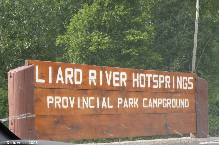 IMG 2008-Jun27 at LiardHotsprings:  sign Liard-River Hotsprings