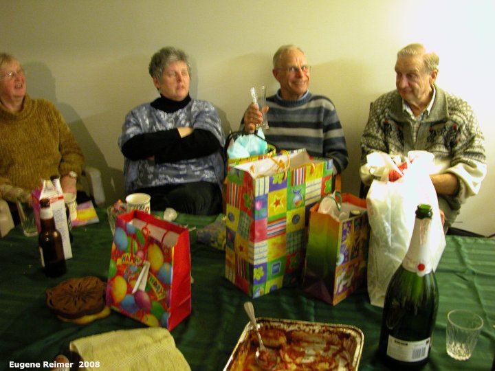 IMG 2008-Dec30 at Heather Reeves House (Richard celebrates his 70th birthday):&nbsp; Rich-70th Rich and presents