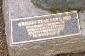 sign: Grizzly-bear Cubs 1993