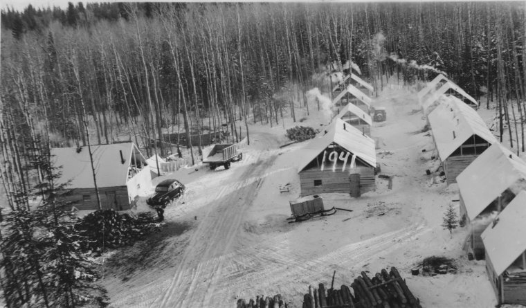 IMG 2006-Jun11 at  h2 Photos collected for the K P L Reimer gathering:  KPL3 04 lumber camp Roblin 1941 from:pkr