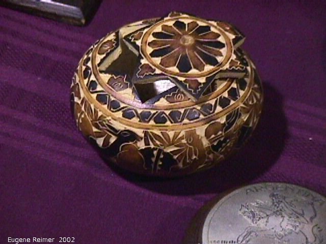 IMG 2002-Aug13 at the Argentine Pavilion:  Argentine gourd-box
