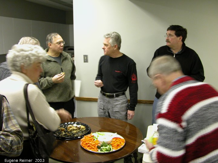 IMG 2003-Jan29 at NOCI Members' Night:  NOCI-MN-2003 refreshments