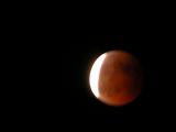 lunar-eclipse: 23:20 about 1/6 uneclipsed