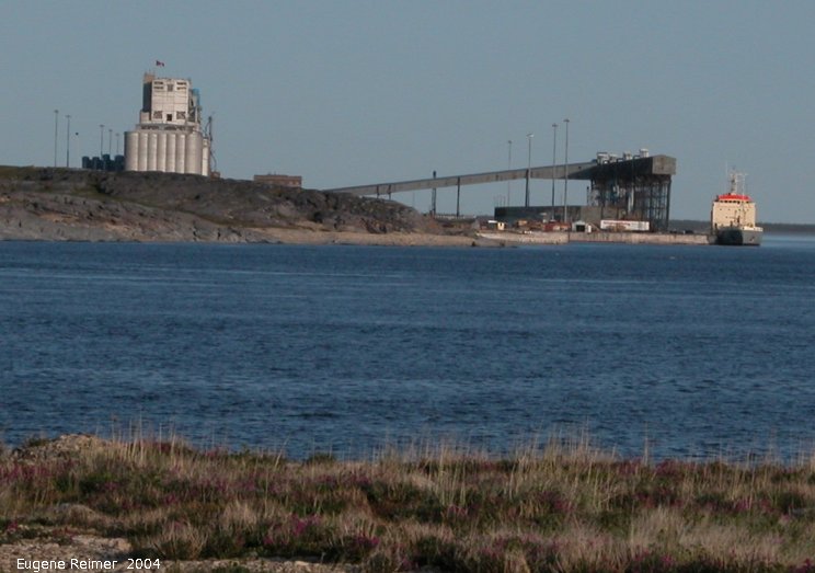 IMG 2004-Jul16 at the Wales & Whales Tour (FortPrinceOfWales+Beluga whaleWhales):&nbsp; Churchill grain terminal from across the river