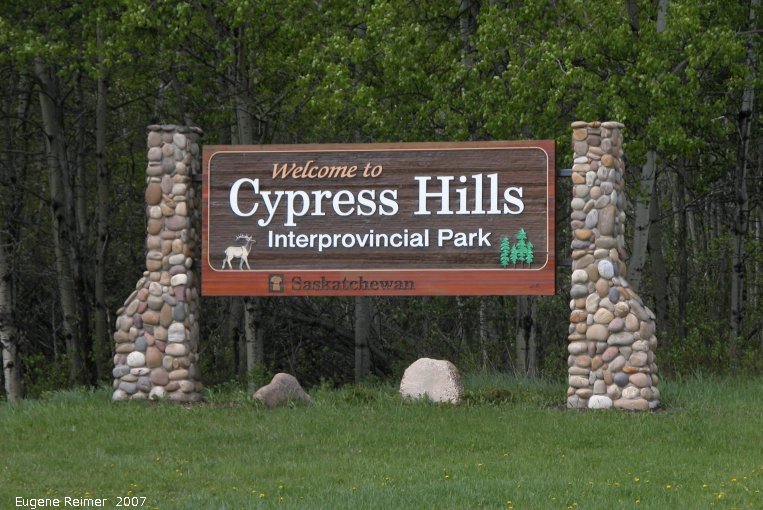 IMG 2007-May23 at CypressHills-CentreBlock:  sign Cypress Hills Interprovincial Park
