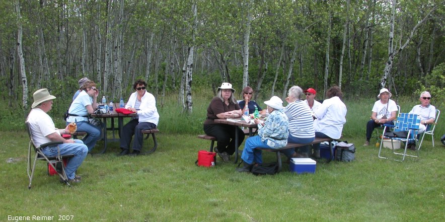 IMG 2007-Jul14 at BirdsHillPark:&nbsp; group-2007 at lunch