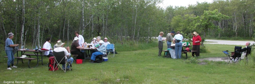 IMG 2007-Jul14 at BirdsHillPark:&nbsp; group-2007 at lunch
