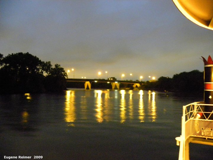 IMG 2009-Aug27 at the Paddlewheel Queen:&nbsp; Kildonan Settlers Bridge on Chief Peguis Trail