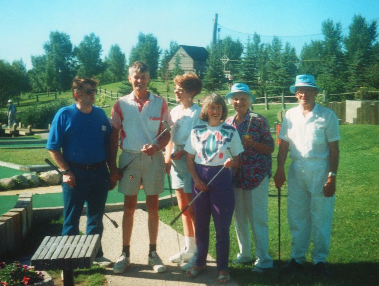 IMG 2006-Jun11 at  h2 Photos collected for the K P L Reimer gathering:  KPL5 13 MB Group MiniGolf Winnipeg from:judy